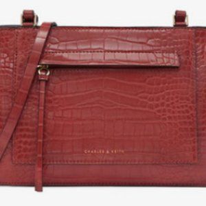 The single shoulder bag